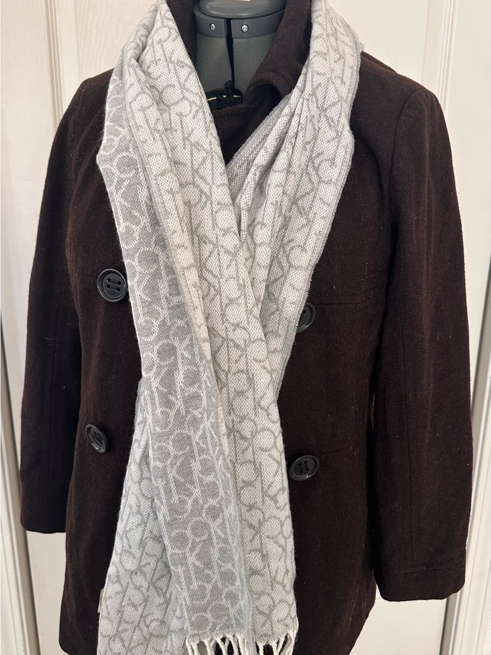 Calvin Klein Light Gray Patterned Scarf